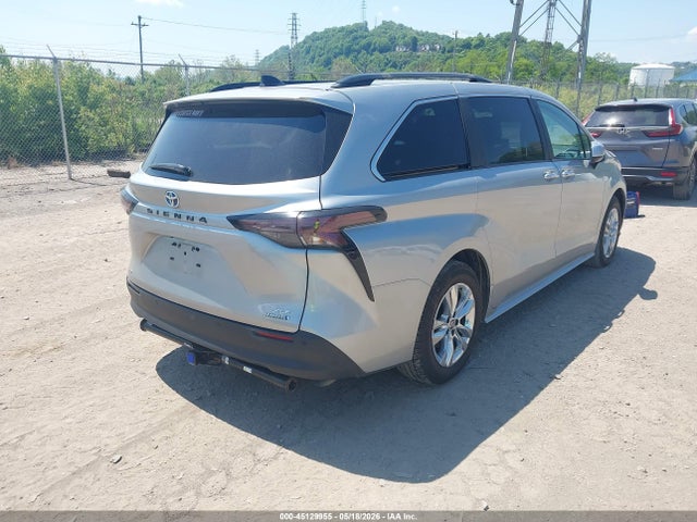 45129955 :رقم المزاد ، 5TDJSKFC8RS147074 vin ، 2024 Toyota Sienna Xle مزاد بيع