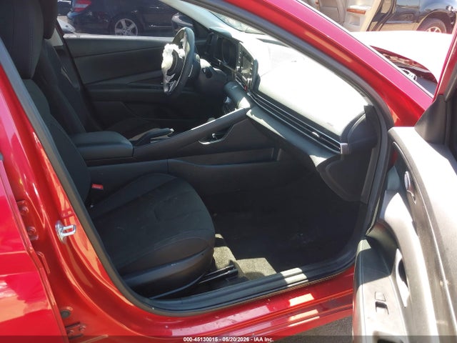 5NPLM4AG2NH084594 Hyundai ELANTRA SEL