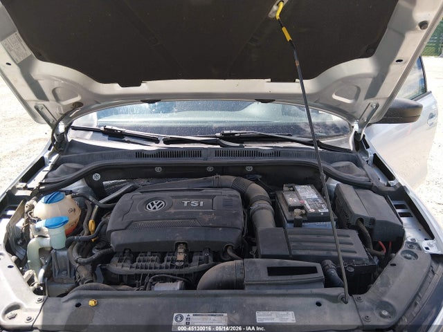 2015 Volkswagen Jetta 1.8t Se მანქანა იყიდება აუქციონზე, vin: 3VWD17AJ6FM231891, აუქციონის ნომერი: 45130016