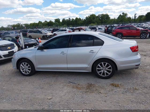 2015 Volkswagen Jetta 1.8t Se მანქანა იყიდება აუქციონზე, vin: 3VWD17AJ6FM231891, აუქციონის ნომერი: 45130016
