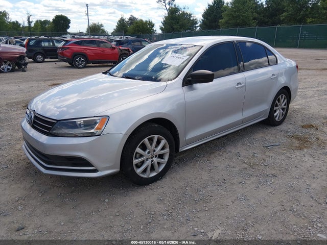 2015 Volkswagen Jetta 1.8t Se მანქანა იყიდება აუქციონზე, vin: 3VWD17AJ6FM231891, აუქციონის ნომერი: 45130016
