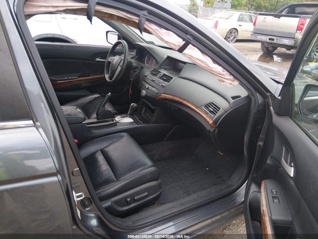2011 Honda Accord 3.5 Ex-l მანქანა იყიდება აუქციონზე, vin: 1HGCP3F81BA000336, აუქციონის ნომერი: 45130026