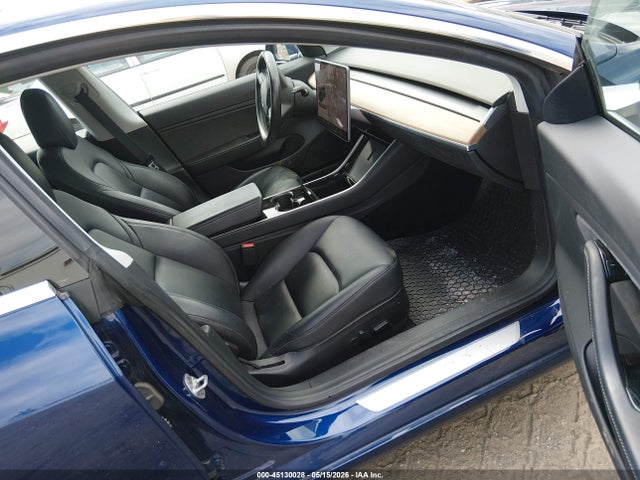 2019 Tesla Model 3 მანქანა იყიდება აუქციონზე, vin: 5YJ3E1EA1KF313908, აუქციონის ნომერი: 45130028