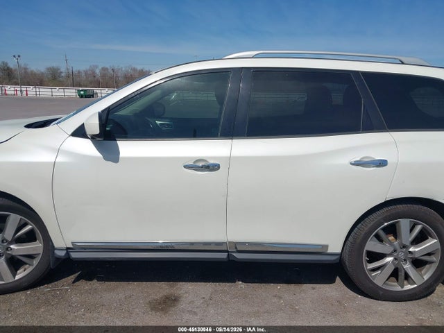 Продажа на аукционе авто 2015 Nissan Pathfinder Platinum, vin: 5N1AR2MN4FC661710, номер лота: 45130046