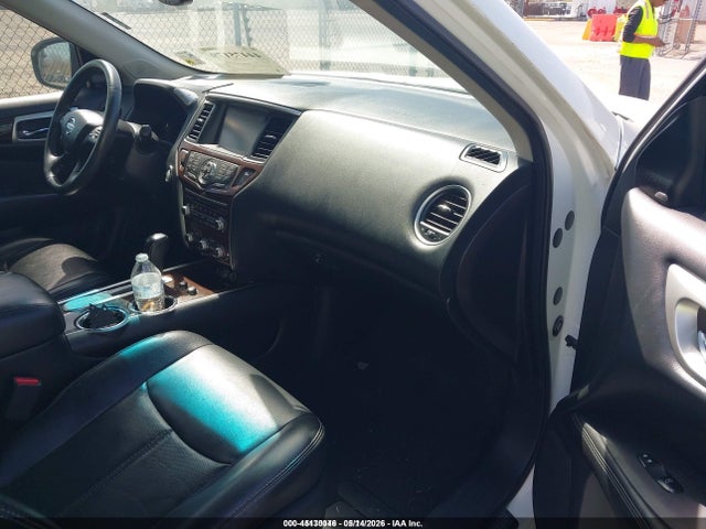 Продажа на аукционе авто 2015 Nissan Pathfinder Platinum, vin: 5N1AR2MN4FC661710, номер лота: 45130046