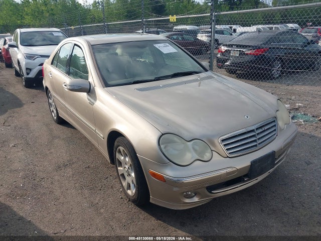 45130088 :رقم المزاد ، WDBRF84J75F615428 vin ، 2005 Mercedes-benz C 320 Luxury 4matic مزاد بيع