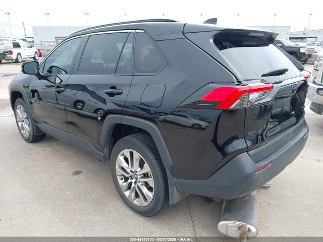 Toyota Rav4 Xle Premium 2024 2T3C1RFV2RC302174 Image 3