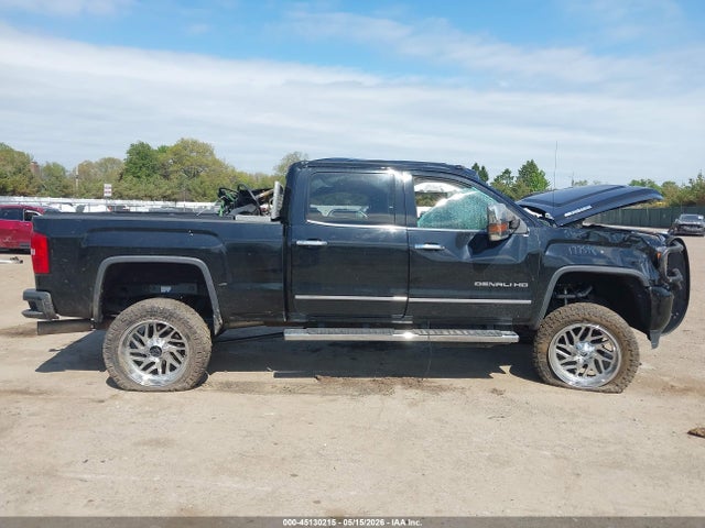 45130215 :رقم المزاد ، 1GT12UEY5JF203145 vin ، 2018 Gmc Sierra 2500hd Denali مزاد بيع