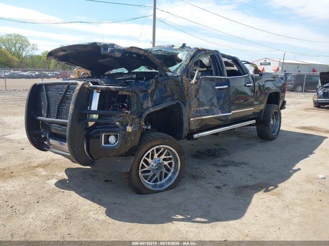 45130215 :رقم المزاد ، 1GT12UEY5JF203145 vin ، 2018 Gmc Sierra 2500hd Denali مزاد بيع