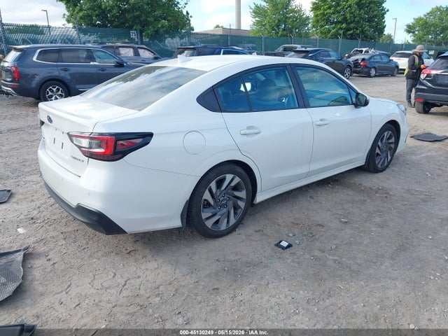 Subaru Legacy Limited 2024 4S3BWAN61R3018089 Image 4