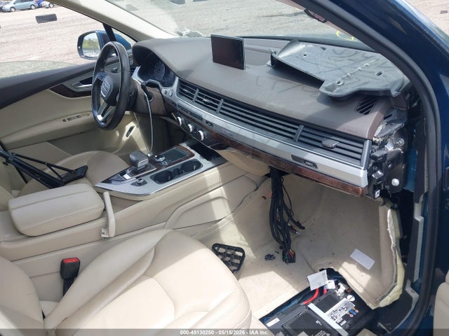 45130250 :رقم المزاد ، WA1AHAF77KD017679 vin ، 2019 Audi Q7 مزاد بيع