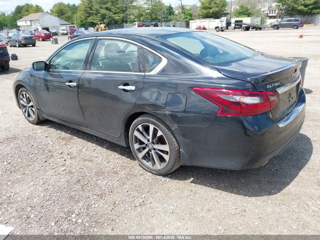 Продажа на аукционе авто 2017 Nissan Altima 2.5 Sr, vin: 1N4AL3AP3HN358545, номер лота: 45130290