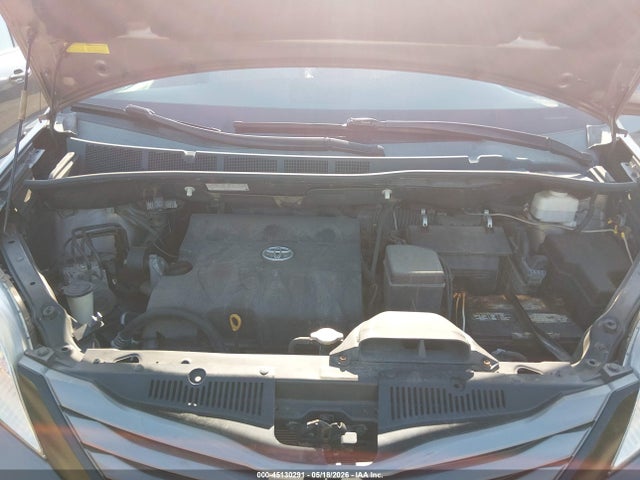 2012 Toyota Sienna Xle V6 8 Passenger მანქანა იყიდება აუქციონზე, vin: 5TDYK3DC3CS210564, აუქციონის ნომერი: 45130291