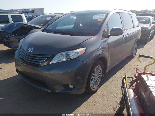 2012 Toyota Sienna Xle V6 8 Passenger მანქანა იყიდება აუქციონზე, vin: 5TDYK3DC3CS210564, აუქციონის ნომერი: 45130291