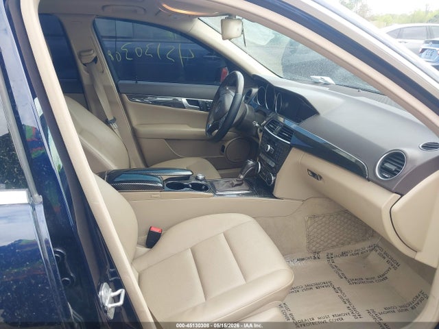 Продаж на аукціоні авто 2013 Mercedes-benz C 300 Sport 4matic, vin: WDDGF8ABXDA812665, номер лоту: 45130308