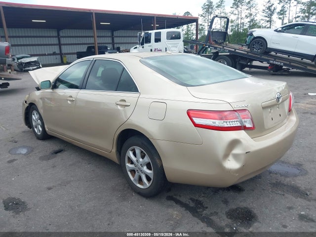 45130309 :رقم المزاد ، 4T1BF3EK7BU608205 vin ، 2011 Toyota Camry Le مزاد بيع