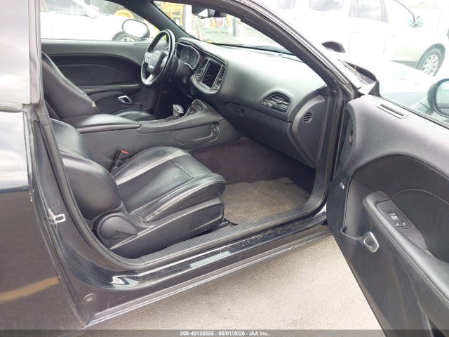 Продажа на аукционе авто 2016 Dodge Challenger Sxt Plus, vin: 2C3CDZAG1GH345761, номер лота: 45130355