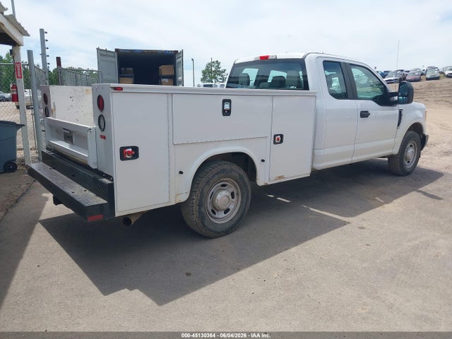 Ford F-250 Xl 2017 1FD7X2A63HEE07426 Image 4