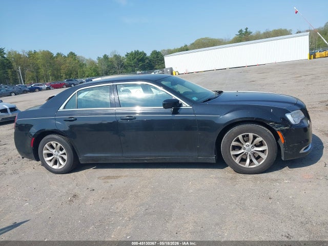Chrysler 300 Limited 2015 2C3CCAAGXFH766574 Image 13