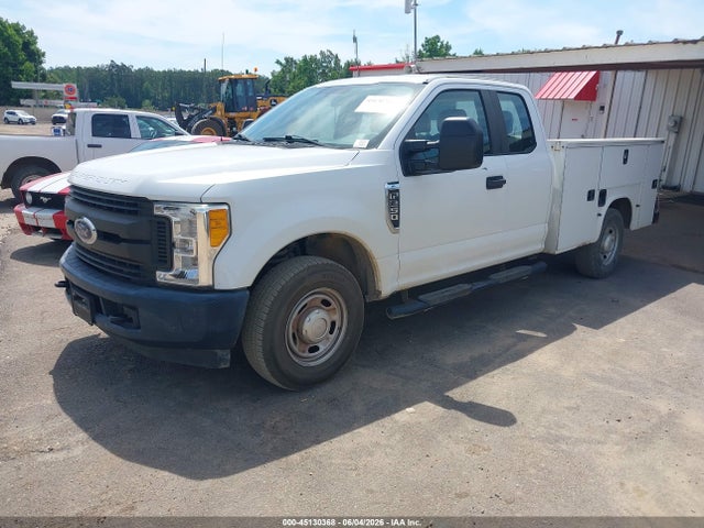 Ford F-250 Xl 2017 1FD7X2A61HEE07425 Image 2