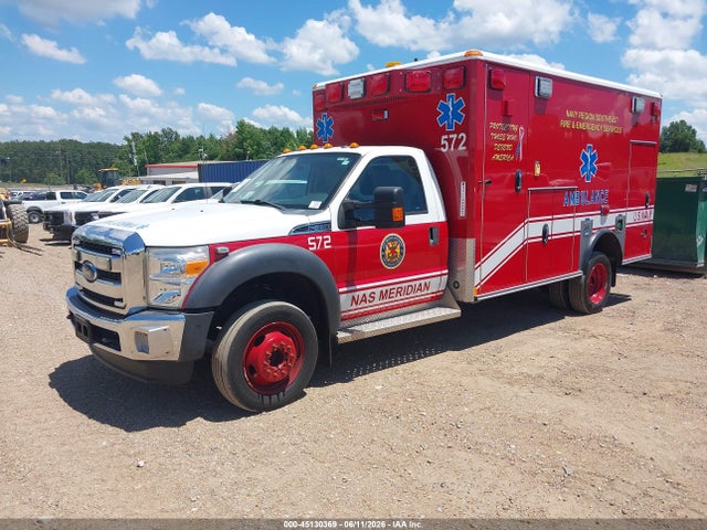 Ford F-450 Chassis Xlt 2016 1FDUF4GT2GEA60359 Image 2