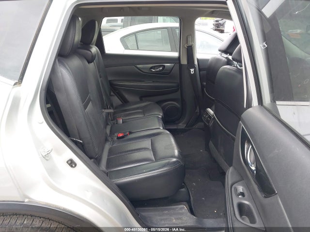 45130391 :رقم المزاد ، 5N1AT2MVXFC831778 vin ، 2015 Nissan Rogue Sl مزاد بيع