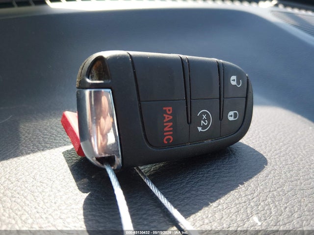 3C4NJCBB6JT102202 Jeep Compass Latitude Fwd