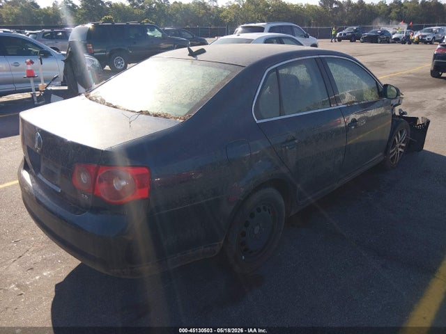 45130503 :رقم المزاد ، 3VWSF71K66M621374 vin ، 2006 Volkswagen Jetta 2.5 مزاد بيع