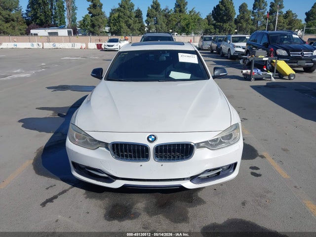 2013 Bmw Activehybrid 3 მანქანა იყიდება აუქციონზე, vin: WBA3F9C56DF145423, აუქციონის ნომერი: 45130512