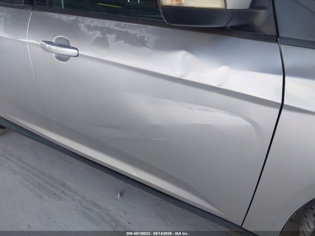 2014 Ford Focus Se მანქანა იყიდება აუქციონზე, vin: 1FADP3F26EL318305, აუქციონის ნომერი: 45130523