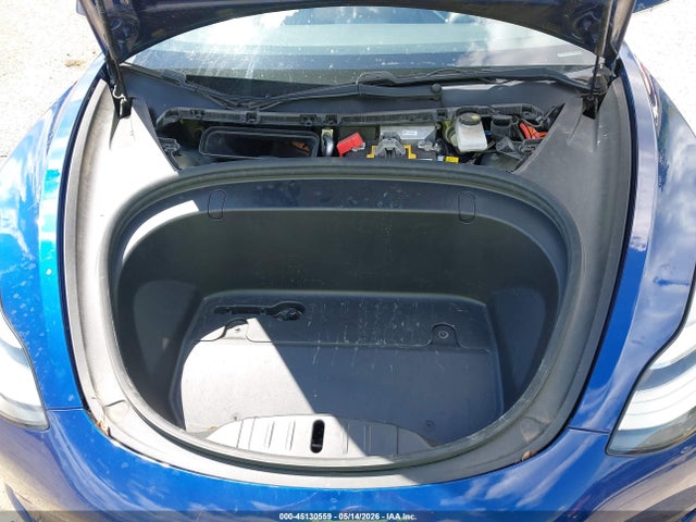 45130559 :رقم المزاد ، 5YJ3E1EB3KF497628 vin ، 2019 Tesla Model 3 Long Range/performance مزاد بيع