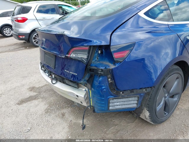 45130559 :رقم المزاد ، 5YJ3E1EB3KF497628 vin ، 2019 Tesla Model 3 Long Range/performance مزاد بيع