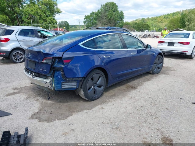 45130559 :رقم المزاد ، 5YJ3E1EB3KF497628 vin ، 2019 Tesla Model 3 Long Range/performance مزاد بيع