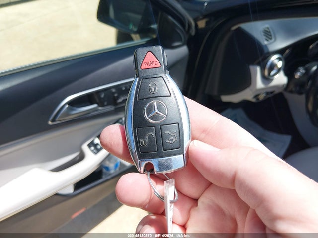 Aukcja sprzedaży 2015 Mercedes-benz Gla 250 4matic, vin: WDCTG4GB9FJ088048, numer aukcji: 45130570