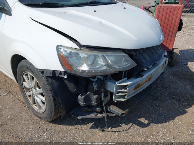 45130593 :رقم المزاد ، 1G1JD5SH3H4118808 vin ، 2017 Chevrolet Sonic Lt Auto مزاد بيع