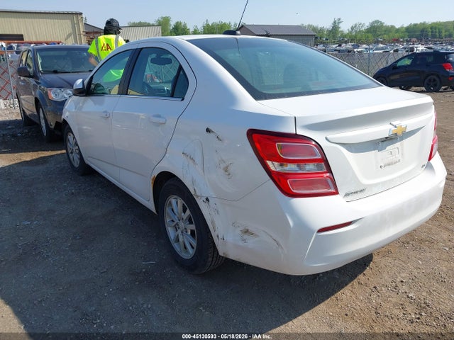 45130593 :رقم المزاد ، 1G1JD5SH3H4118808 vin ، 2017 Chevrolet Sonic Lt Auto مزاد بيع