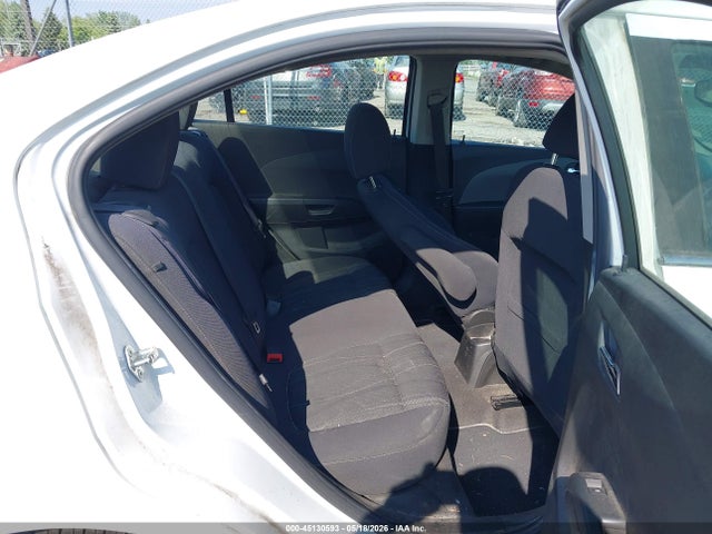 45130593 :رقم المزاد ، 1G1JD5SH3H4118808 vin ، 2017 Chevrolet Sonic Lt Auto مزاد بيع