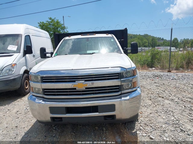 1GB3CYCG7JF105827 Chevrolet Silverado 3500hd Chassis Wt