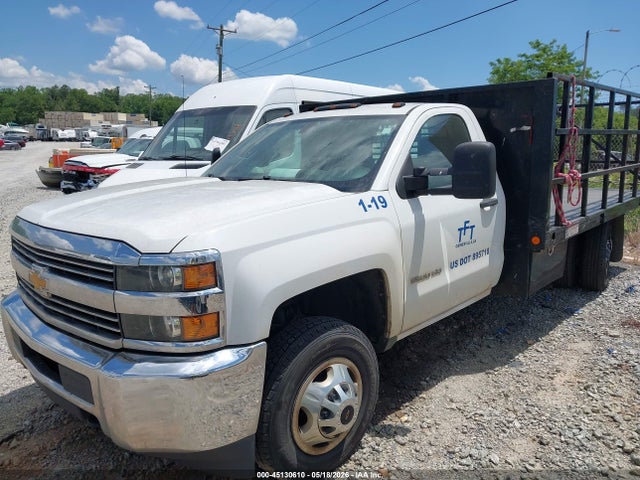 1GB3CYCG7JF105827 Chevrolet Silverado 3500hd Chassis Wt
