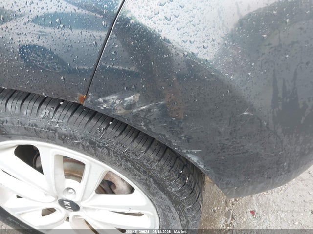45130624 :رقم المزاد ، KNDJP3A58H7411063 vin ، 2017 Kia Soul + مزاد بيع