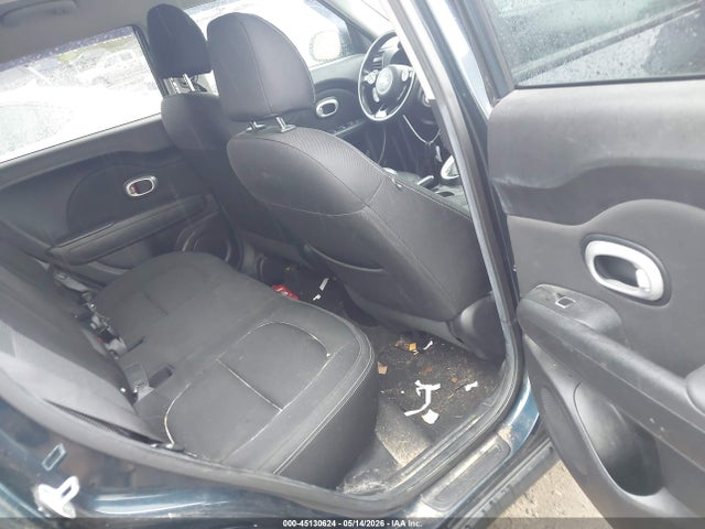 45130624 :رقم المزاد ، KNDJP3A58H7411063 vin ، 2017 Kia Soul + مزاد بيع