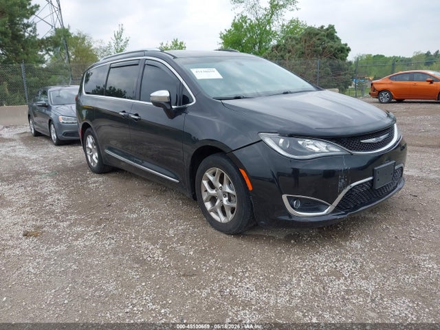 45130659 :رقم المزاد ، 2C4RC1GG3HR504549 vin ، 2017 Chrysler Pacifica Limited مزاد بيع