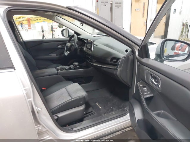 45130661 :رقم المزاد ، JN8BT3BB7SW421668 vin ، 2025 Nissan Rogue Sv Intelligent Awd مزاد بيع