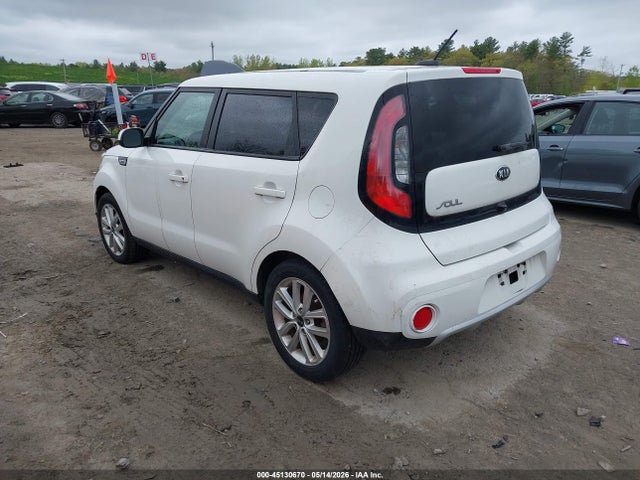 45130670 :رقم المزاد ، KNDJP3A56H7426922 vin ، 2017 Kia Soul + مزاد بيع