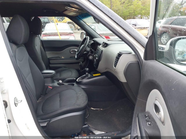 45130670 :رقم المزاد ، KNDJP3A56H7426922 vin ، 2017 Kia Soul + مزاد بيع