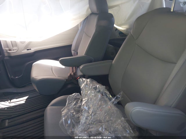 Продажа на аукционе авто 2024 Toyota Sienna Xle, vin: 5TDJSKFC0RS135436, номер лота: 45130671