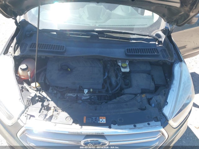 Продажа на аукционе авто 2017 Ford Escape Se, vin: 1FMCU0GD5HUB36263, номер лота: 45130752