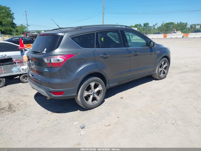 Продажа на аукционе авто 2017 Ford Escape Se, vin: 1FMCU0GD5HUB36263, номер лота: 45130752