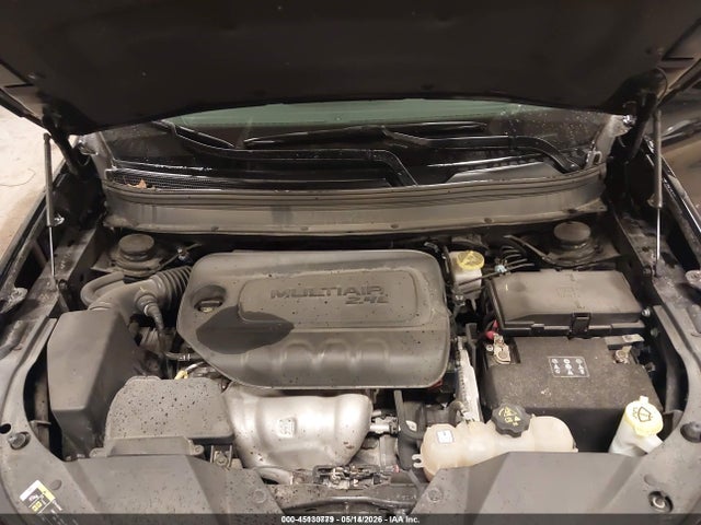 45130779 :رقم المزاد ، 1C4PJMCB0KD429943 vin ، 2019 Jeep Cherokee Latitude 4x4 مزاد بيع
