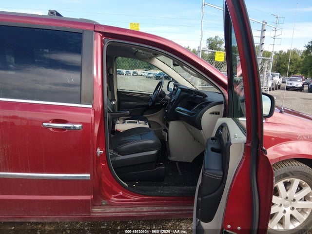 45130804 :رقم المزاد ، 2C4RC1BG9FR755502 vin ، 2015 Chrysler Town & Country Touring مزاد بيع